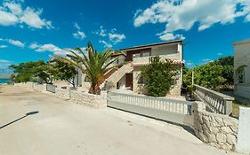 Apartments Lucica